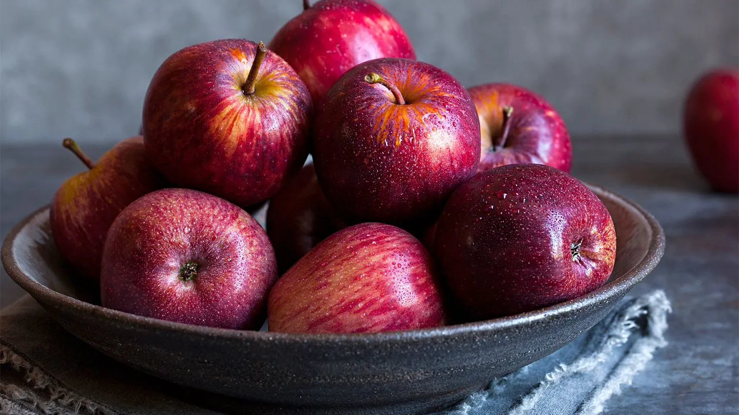 pro_03c_Apple.webp